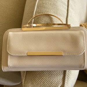 Woman’s clutch